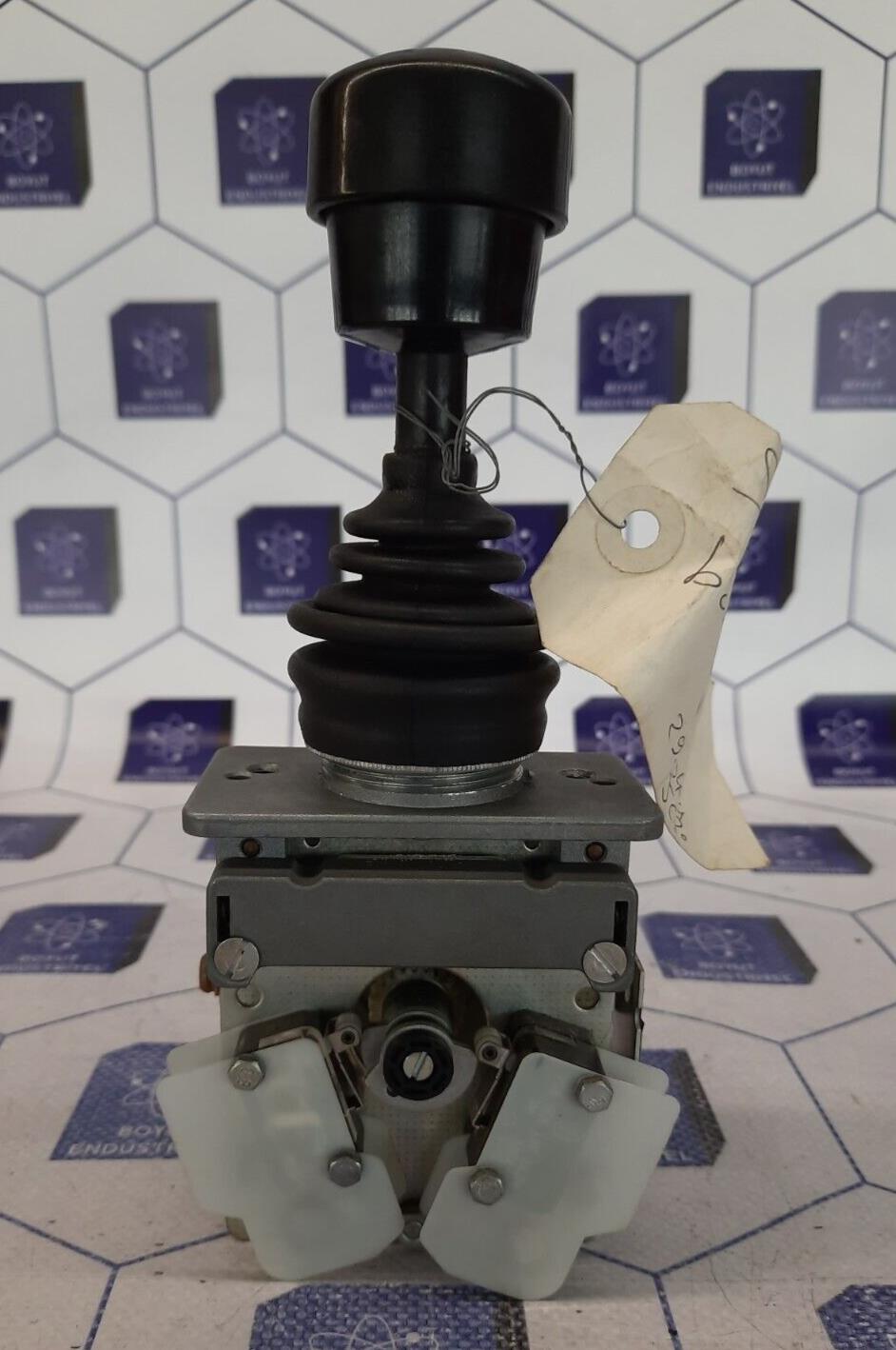 GESSMAN JOYSTICK S22LM-2ZP / T130 2x5k / 51020239