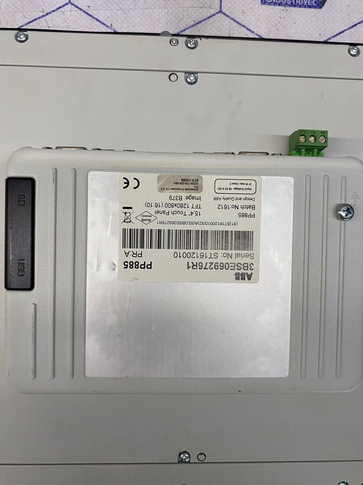 ABB 3BSE069276R1 PP885 15,4" TOUCH PANEL TFT: 1280x800 (16:10) IMAGE: B379