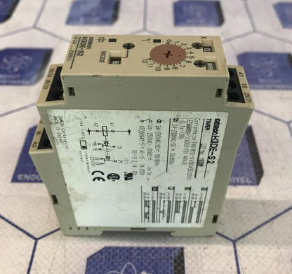 OMRON H3DE-S2 TIMER RELAY