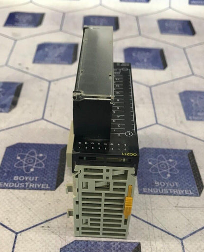 OMRON CJ1W-OC211 OUTPUT UNIT