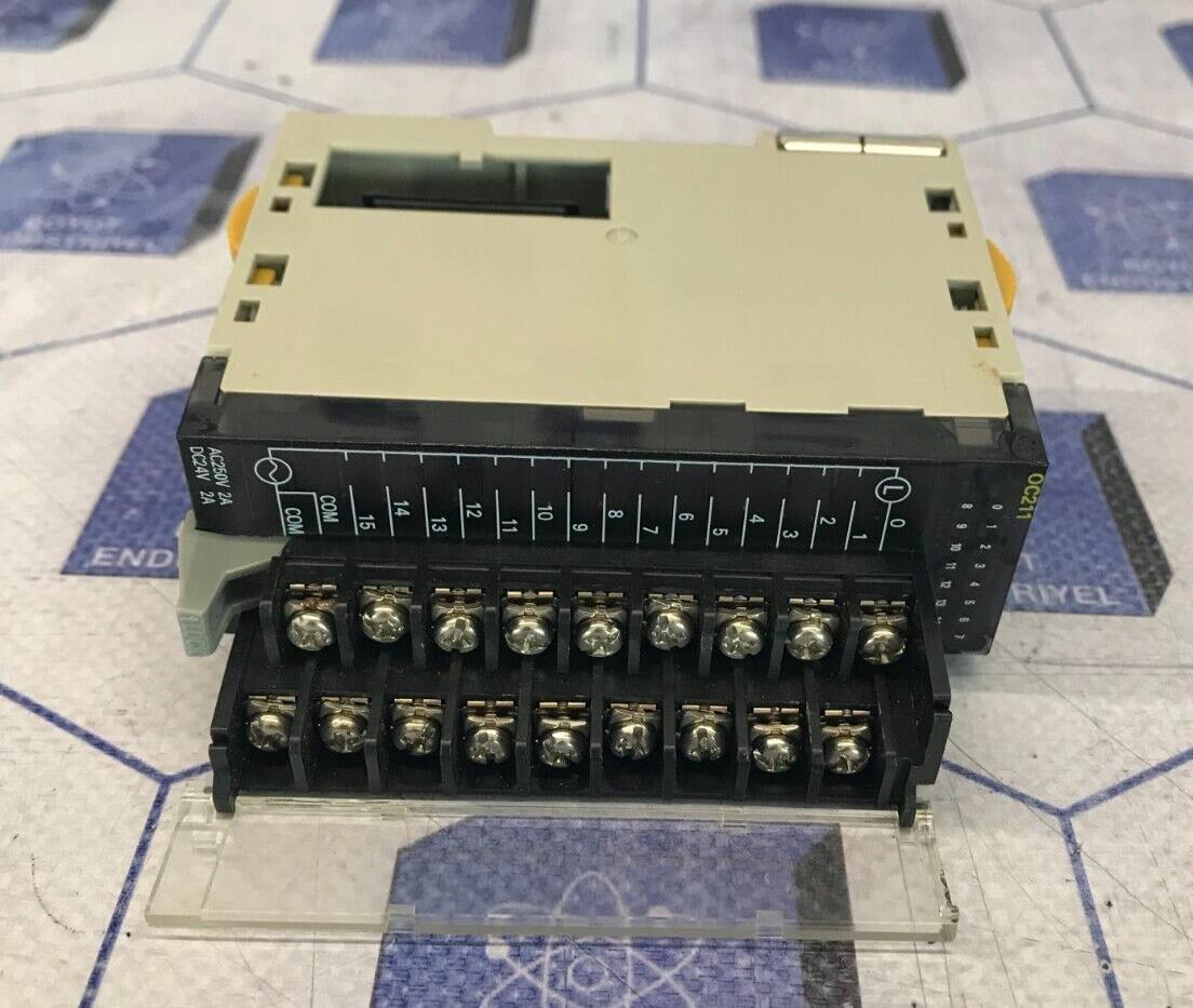 OMRON CJ1W-OC211 OUTPUT UNIT