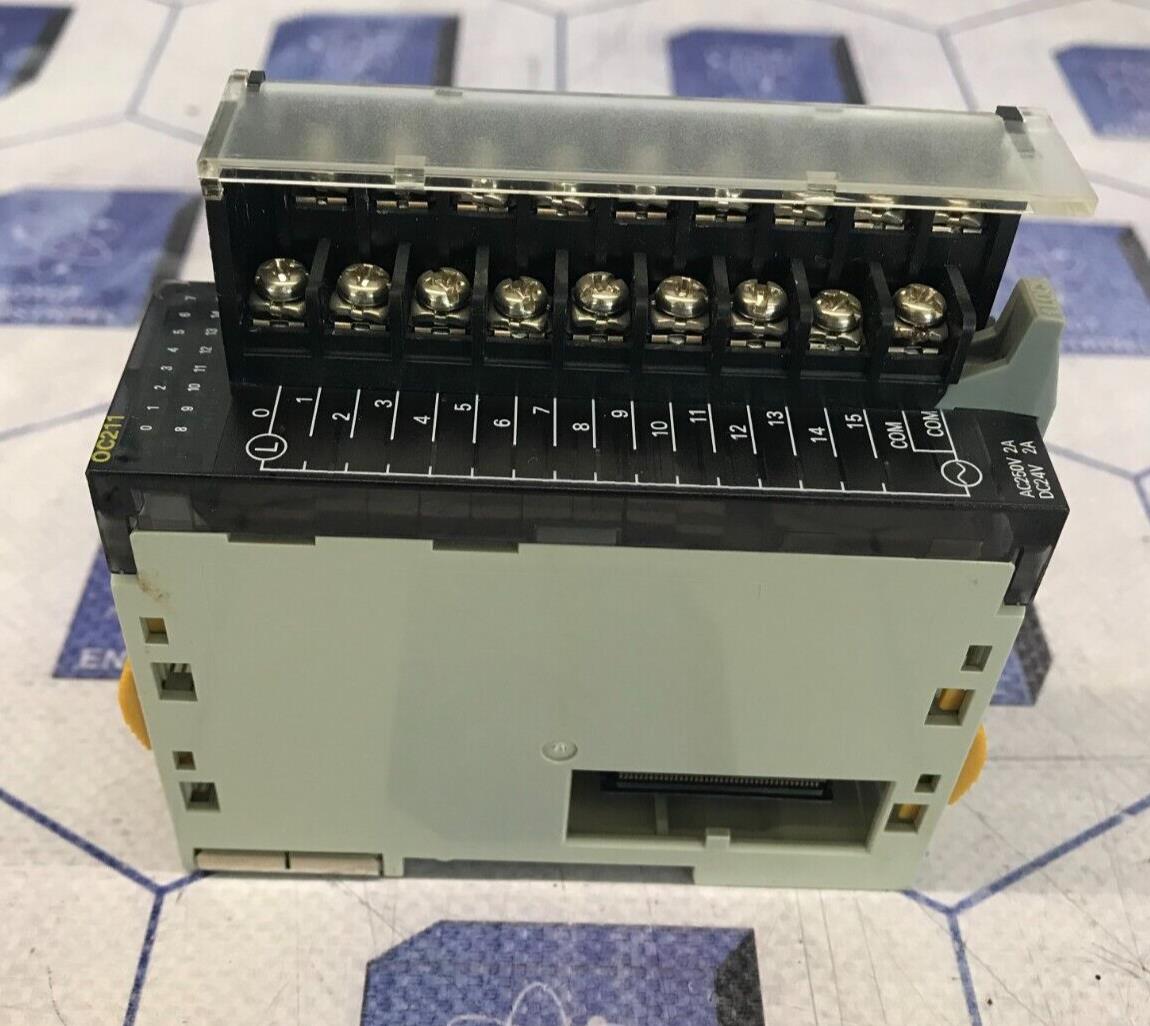 OMRON CJ1W-OC211 OUTPUT UNIT