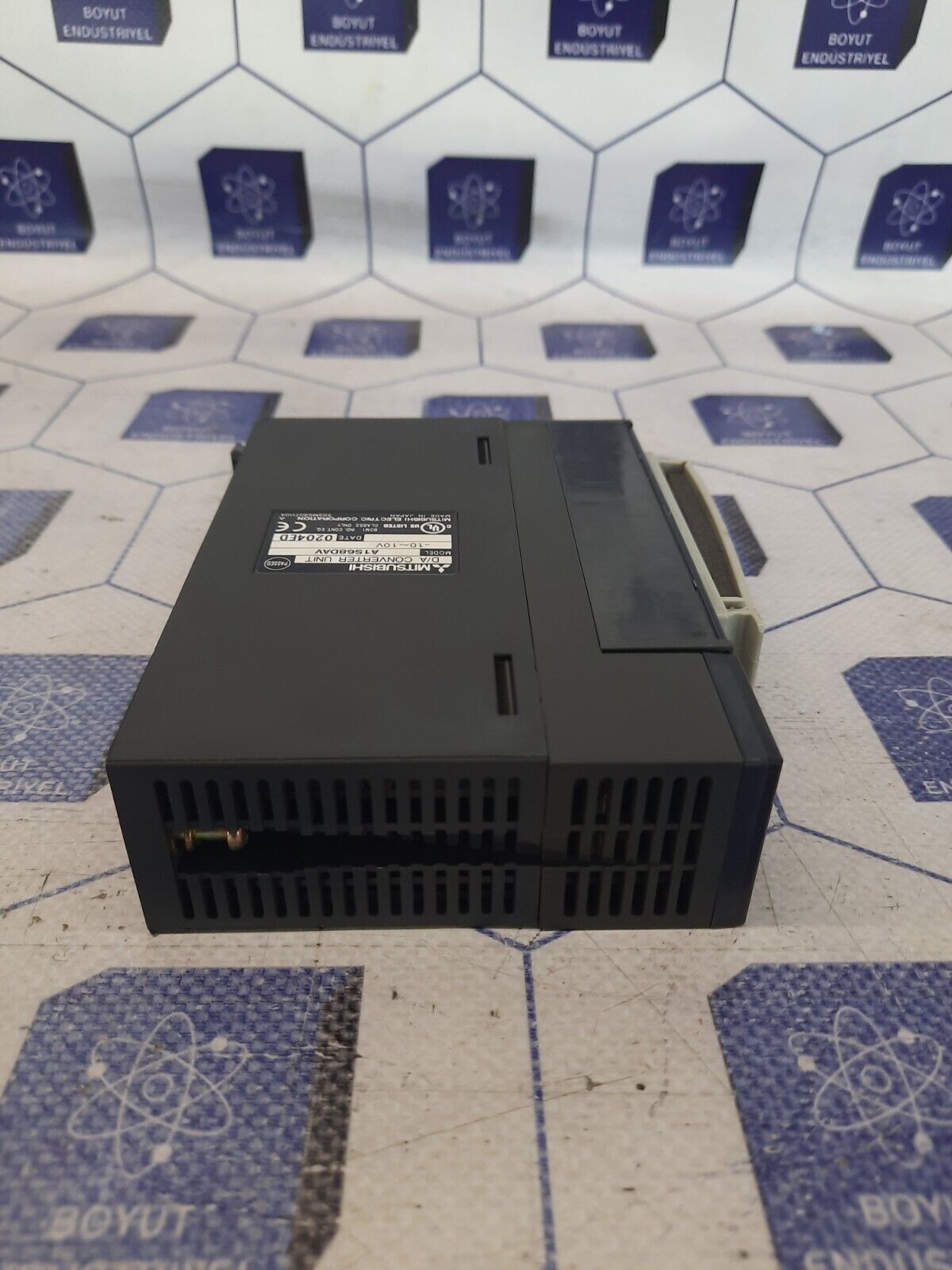 MITSUBISHI D/A CONVERTER UNIT A1S68DAV
