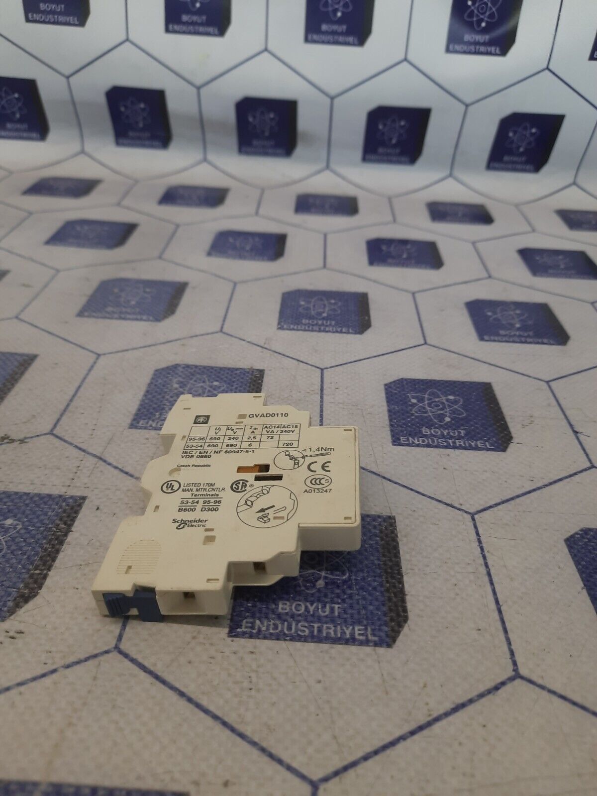 Schneider Electric GVAD0110 Auxiliary Contact