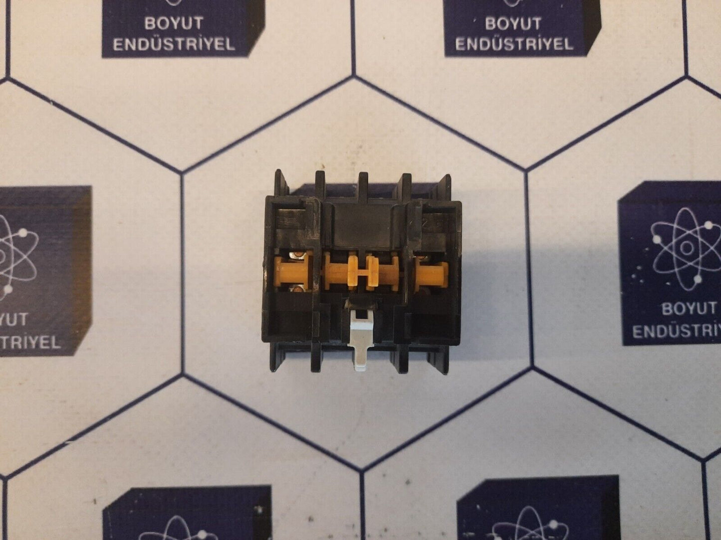 Telemecanique LA1-D22-A65 CONTACTOR