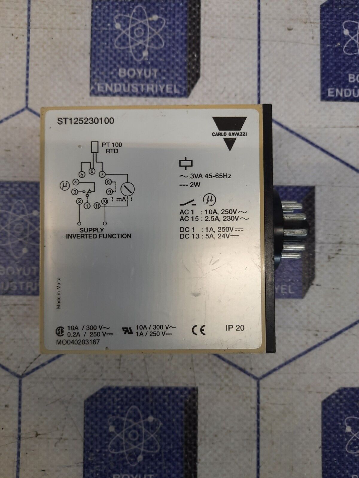 CARLO GAVAZZI ST125230100 PT100 CONTROLLER 230V 0-100'C