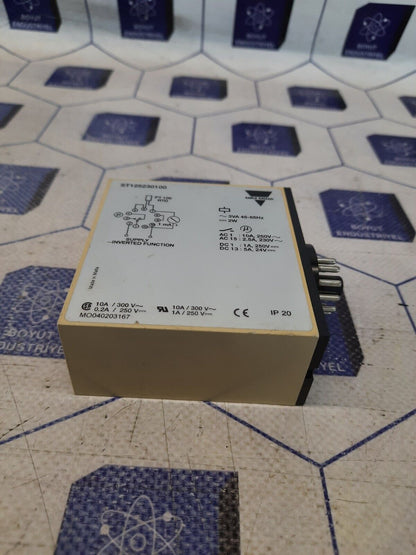 CARLO GAVAZZI ST125230100 PT100 CONTROLLER 230V 0-100'C