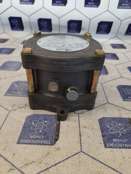 Dwyer 1950G-0-B-120-NA Differential Press Switch