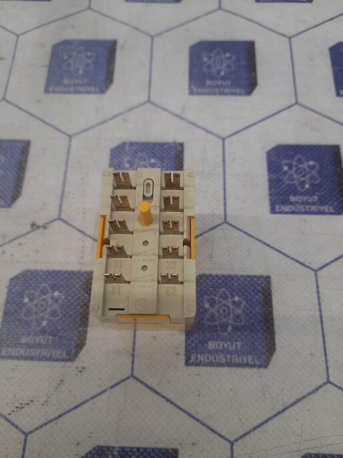 Kuhnke  105A400F 230VAC