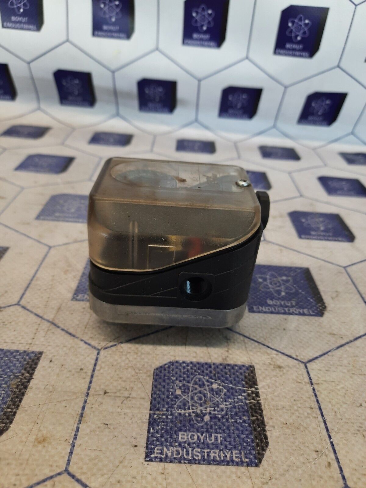Krom Schroder DG6U-3 Gas Pressure Switch