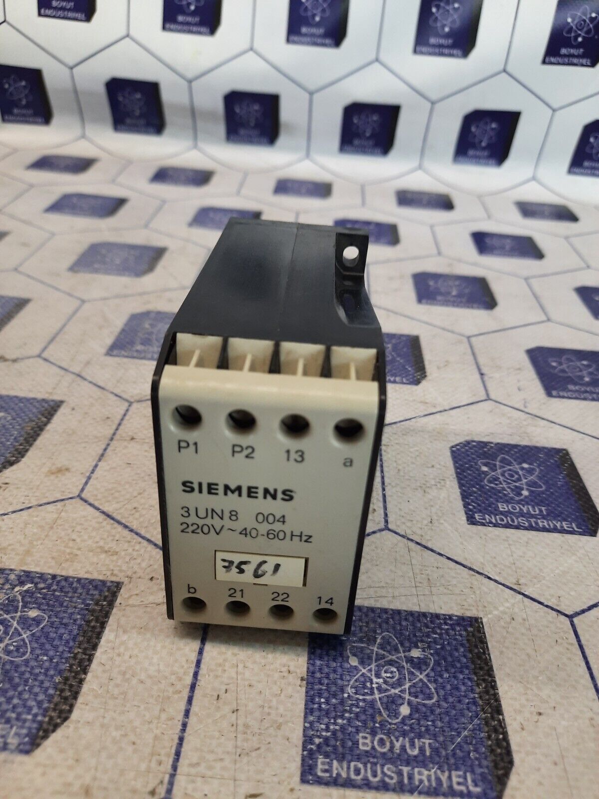 SIEMENS 3UN8 004 CONTACTOR CONTROL RELAY