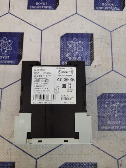 Siemens Sirius 3RP1525-1AP30 Time Delay Relay