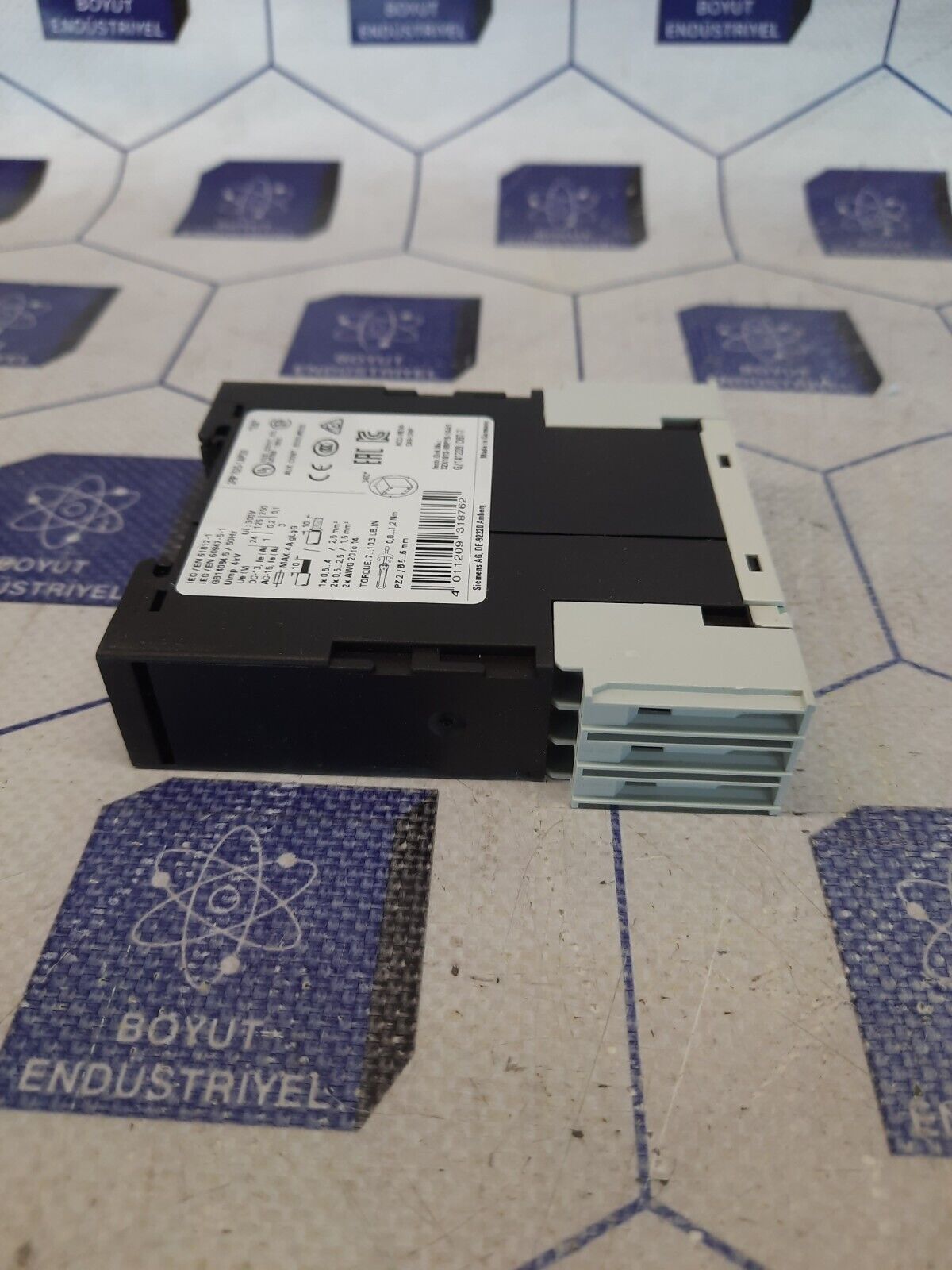 Siemens Sirius 3RP1525-1AP30 Time Delay Relay