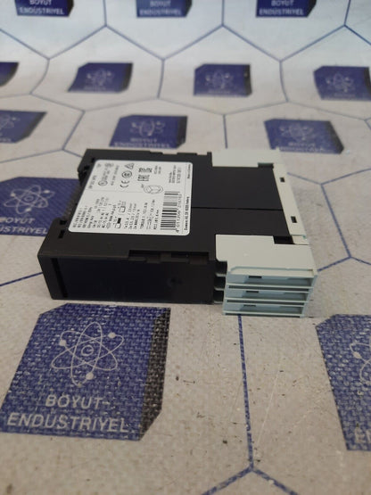 Siemens Sirius 3RP1525-1AP30 Time Delay Relay