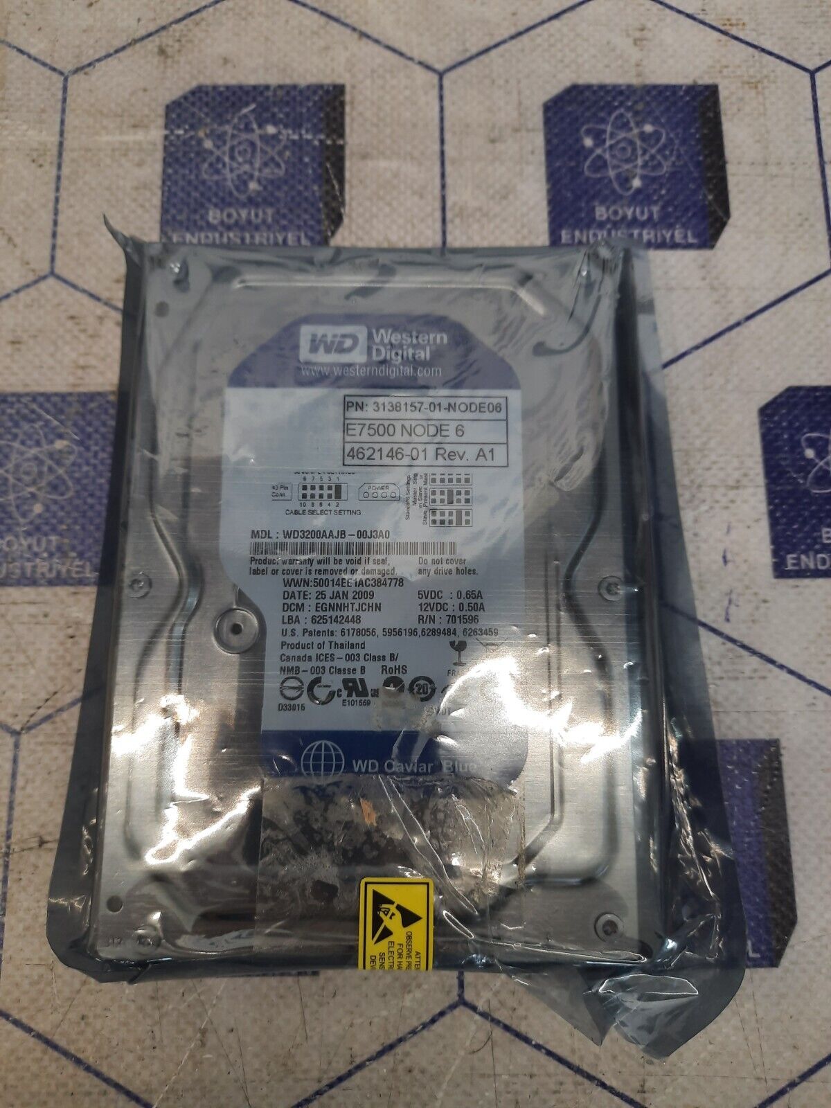 WESTERN DIGITAL WD3200AAJB-00J3A0 (PN:3138157-01-NODE06 REV.A1)