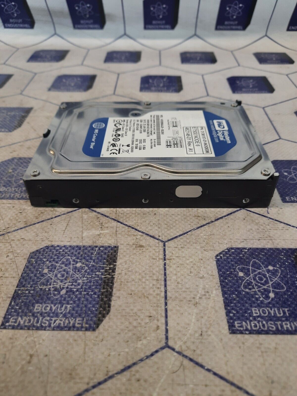 WESTERN DIGITAL WD3200AAJB-00J3A0 (PN:3138157-01-NODE06 REV.A1)