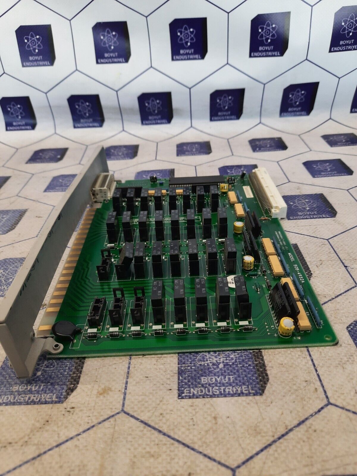 Siemens 505-4932A Digital Relay Output Module