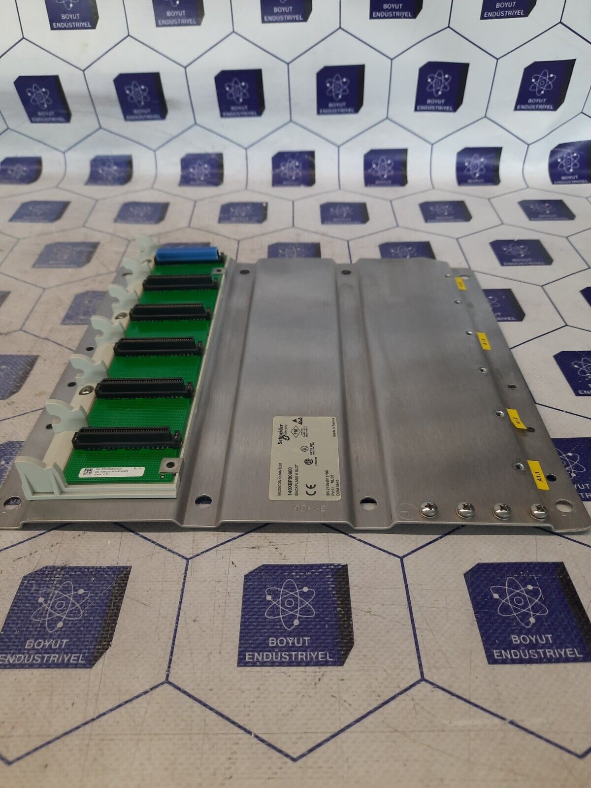 SCHNEIDER ELECTRIC 140XBP00600 Backplane 6 Slot