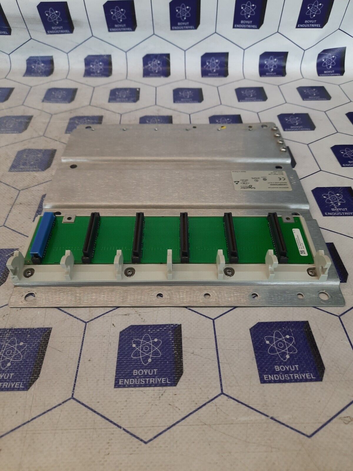 SCHNEIDER ELECTRIC 140XBP00600 Backplane 6 Slot