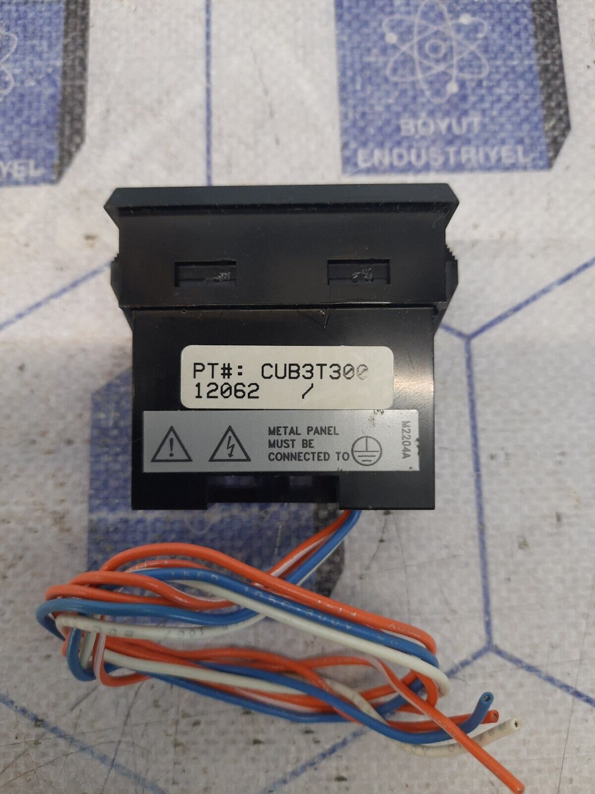RED LİON  CONTROLS CUB3T300