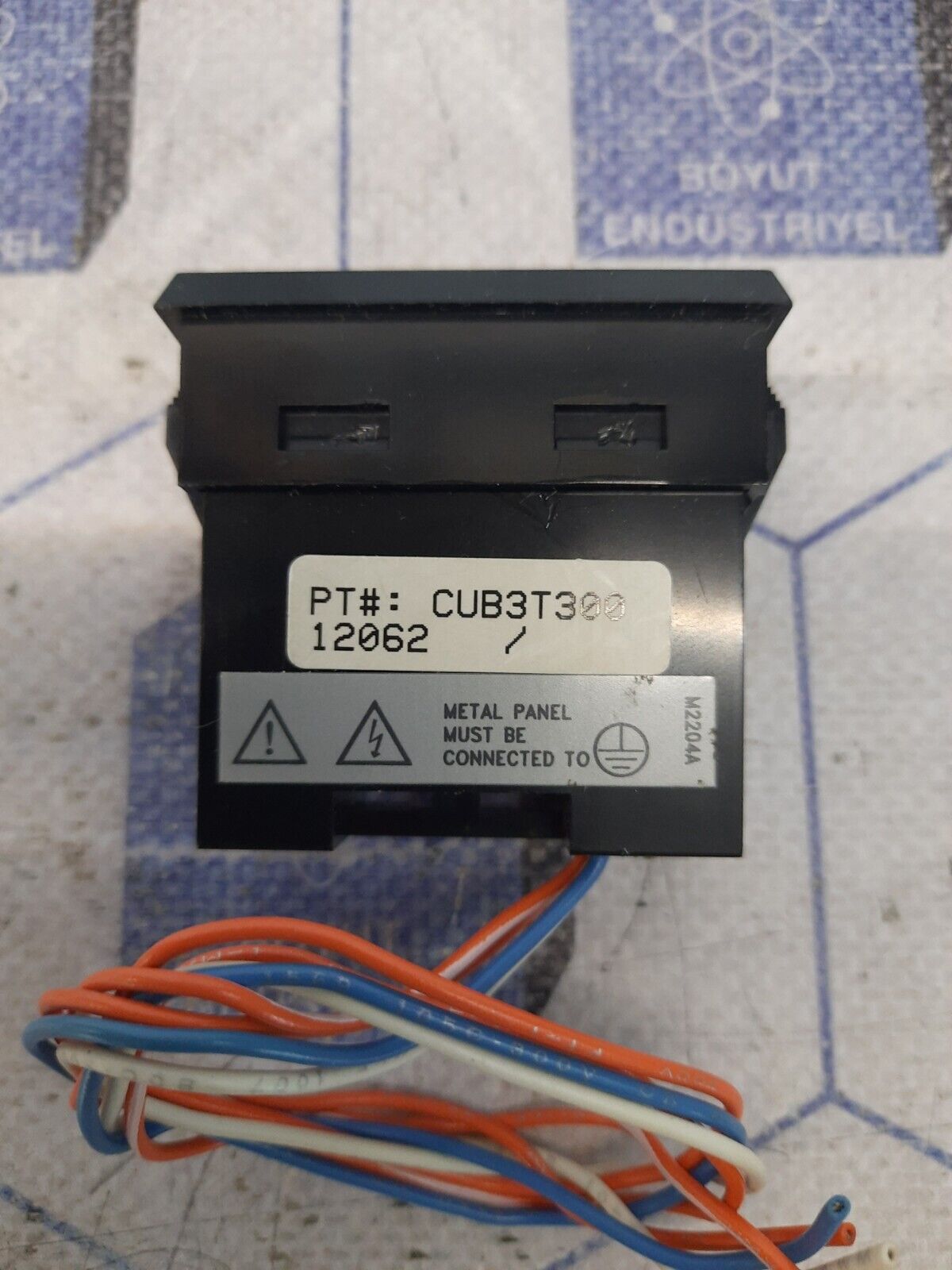 RED LİON  CONTROLS CUB3T300
