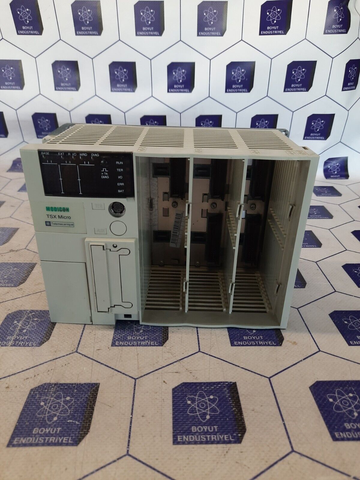 TELEMECANIQUE TSX MICRO  TSX3708001 CONTROLLER MODULE