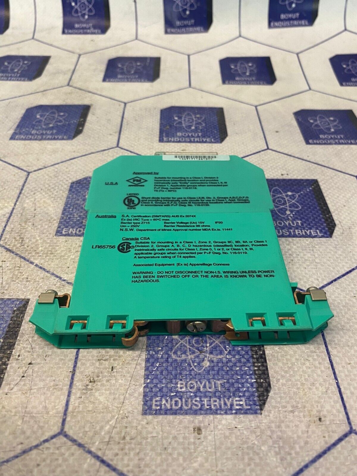 Pepperl Fuchs Z Series Z715 71776 Safe Snap Barrier Module