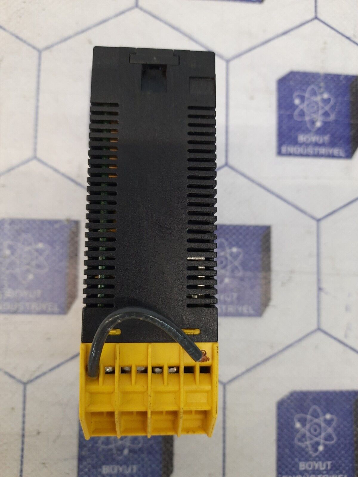 TURCK MK13-12EX0-R 115VAC Switching Amplifier