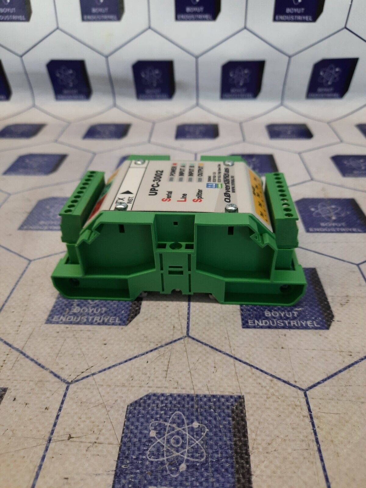 OVERLAND AS SERIAL LINE SPLITTER UPC-3002