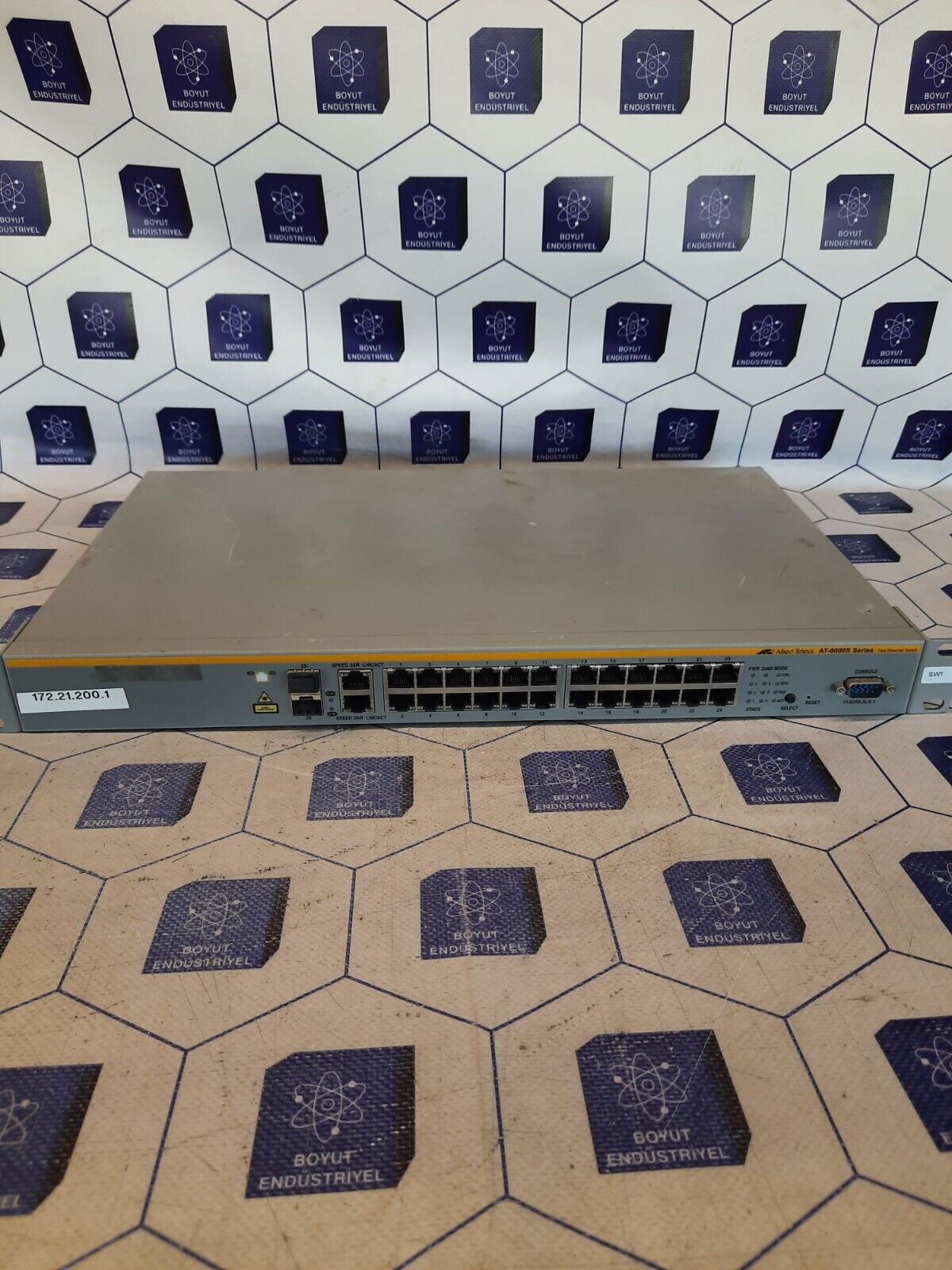 ALLIED TELESIS AT-8000S/24 FAST ETHERNET SWITCH