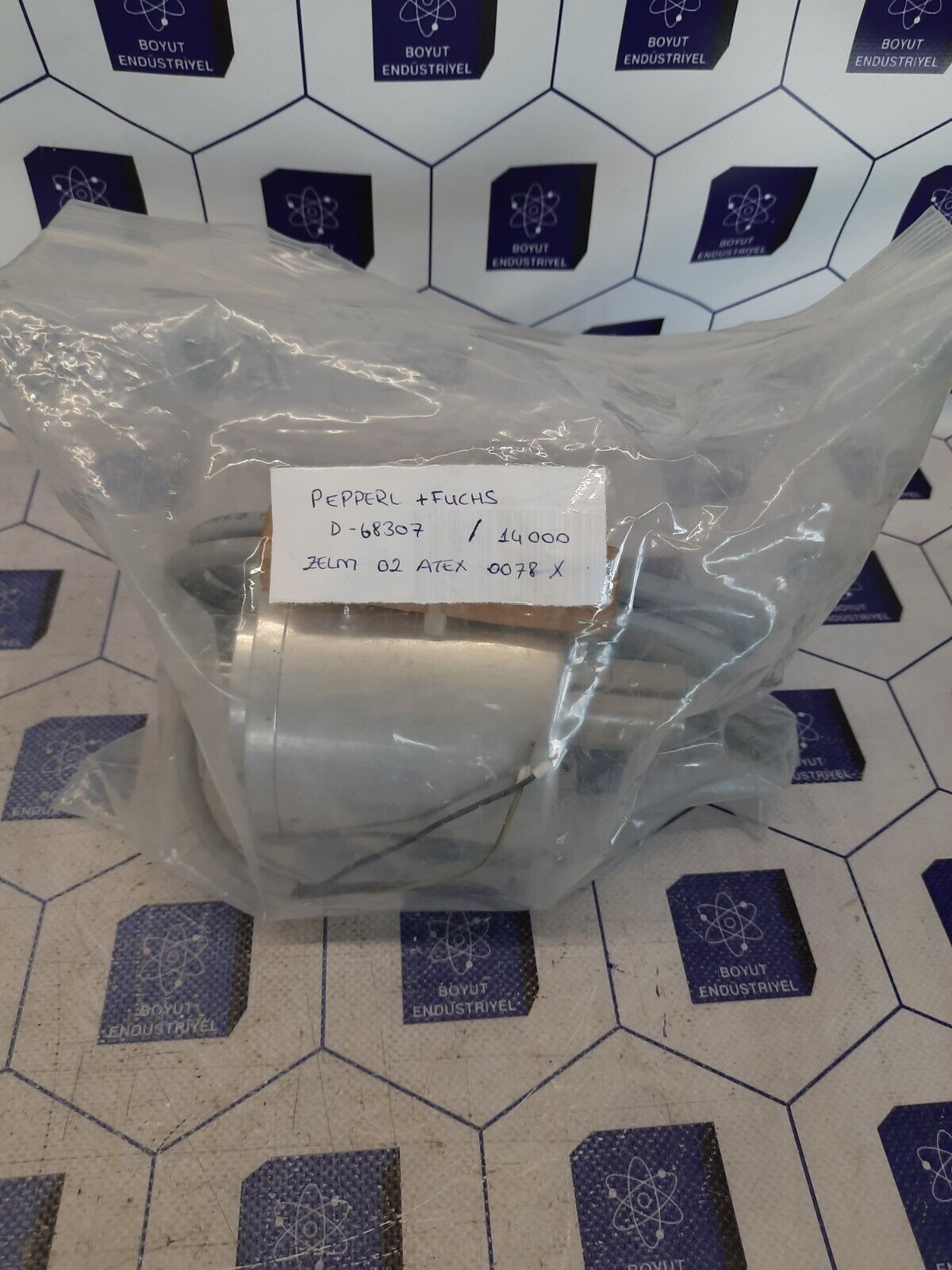 PEPPERL+FUCHS D-68307 Mannheim