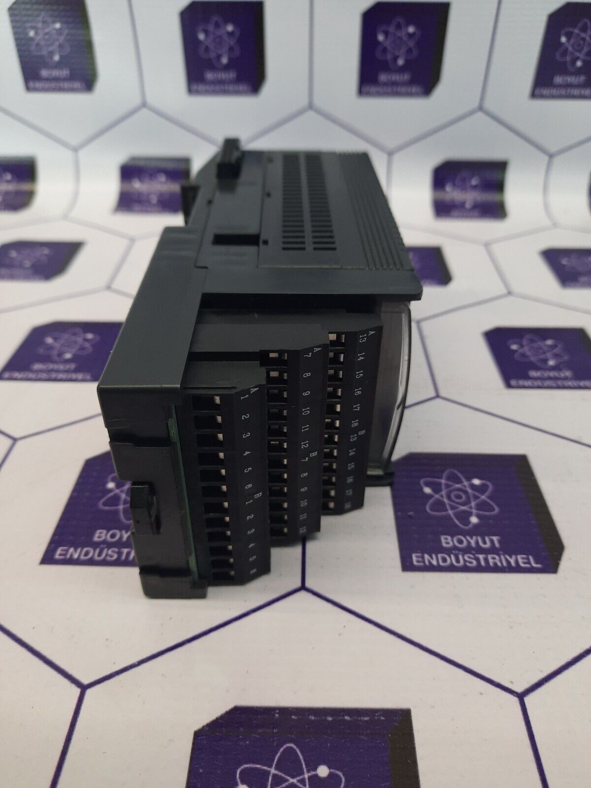 GE Fanuc IC200MDL940E Output module