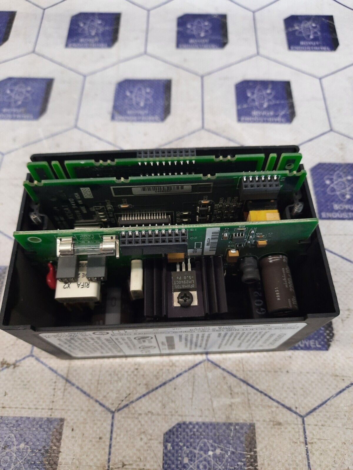 GE FANUC IC670GBI102C GENIUS BUS INTARFACE UNIT