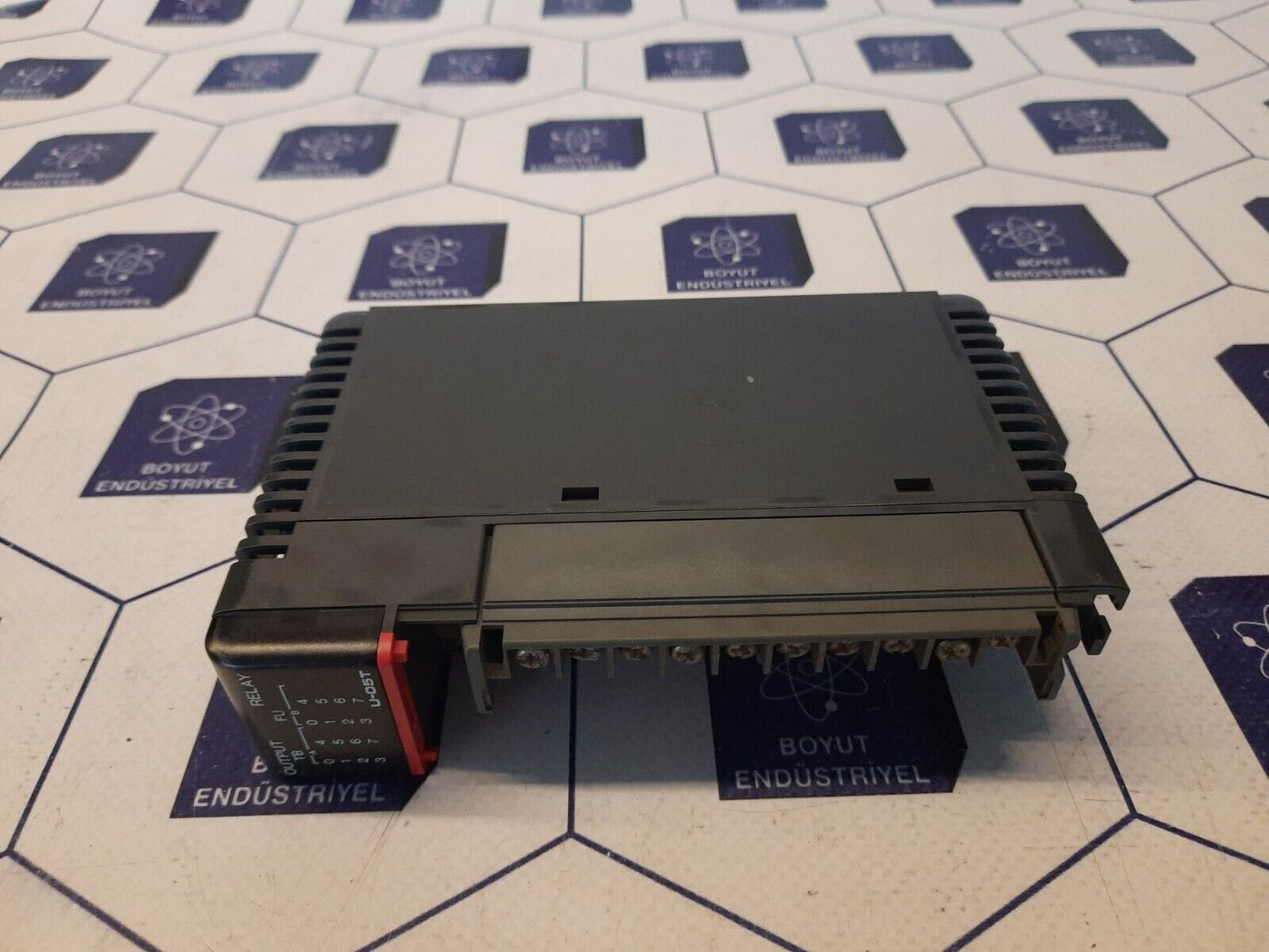 SIEMENS U-05T 9206 SIMATIC OUTPUT MODULE
