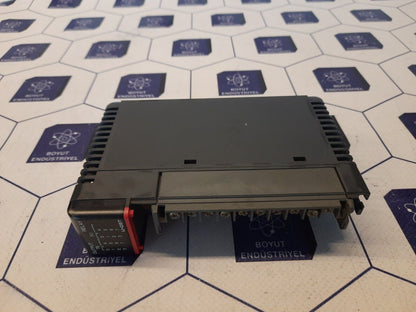 SIEMENS U-05T 9206 SIMATIC OUTPUT MODULE