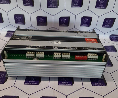 DANFOSS ADAP-KOOL AKC 24P2 / 084B2028  Compressor Controller