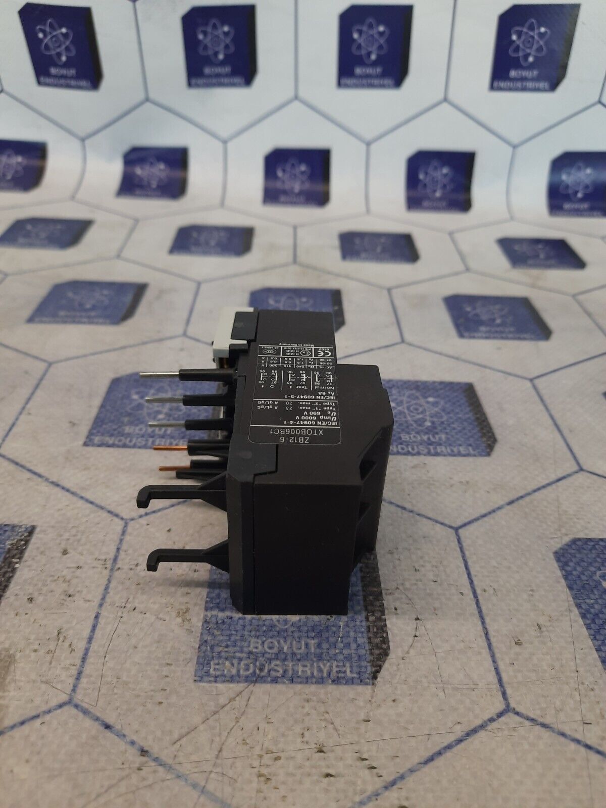 EATON ZB12-6  XTOB006BC1 CONTACTOR