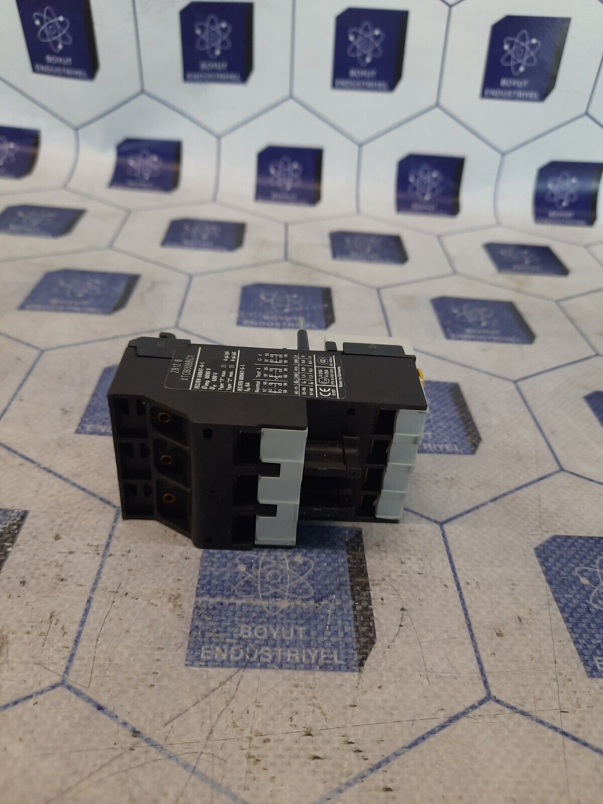 EATON ZB12-6  XTOB006BC1 CONTACTOR
