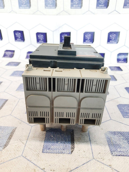 Merlin Gerin NS100-160-250 N/H/NA Compact