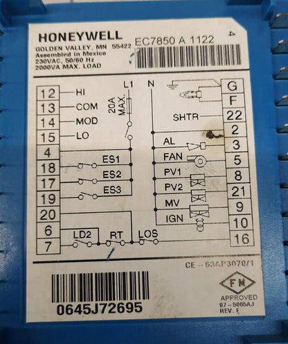 HONEYWELL EC7850 A 1122 BURNER CONTROL