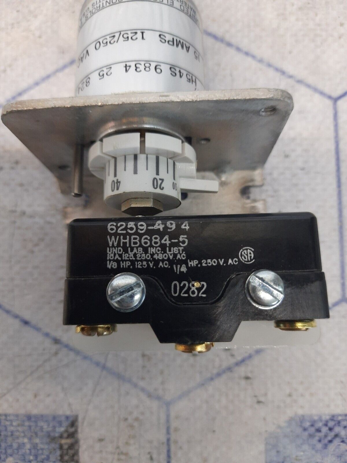 United Electric H5 4S 9834 25 8247 Pressure Switch