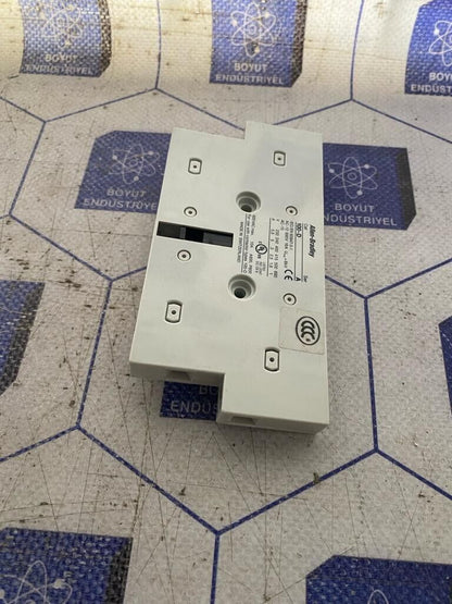 ALLEN BRADLEY CAT 100-D Ser A. Contact USED WORKING UNITS IEC/EN 60947-5-1