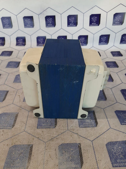 UCE CEA022240041 4000VA-110/220V SINGLE PHASE AUTOTRASFORMER