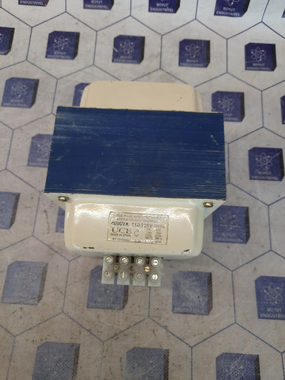 UCE CEA022240041 4000VA-110/220V SINGLE PHASE AUTOTRASFORMER