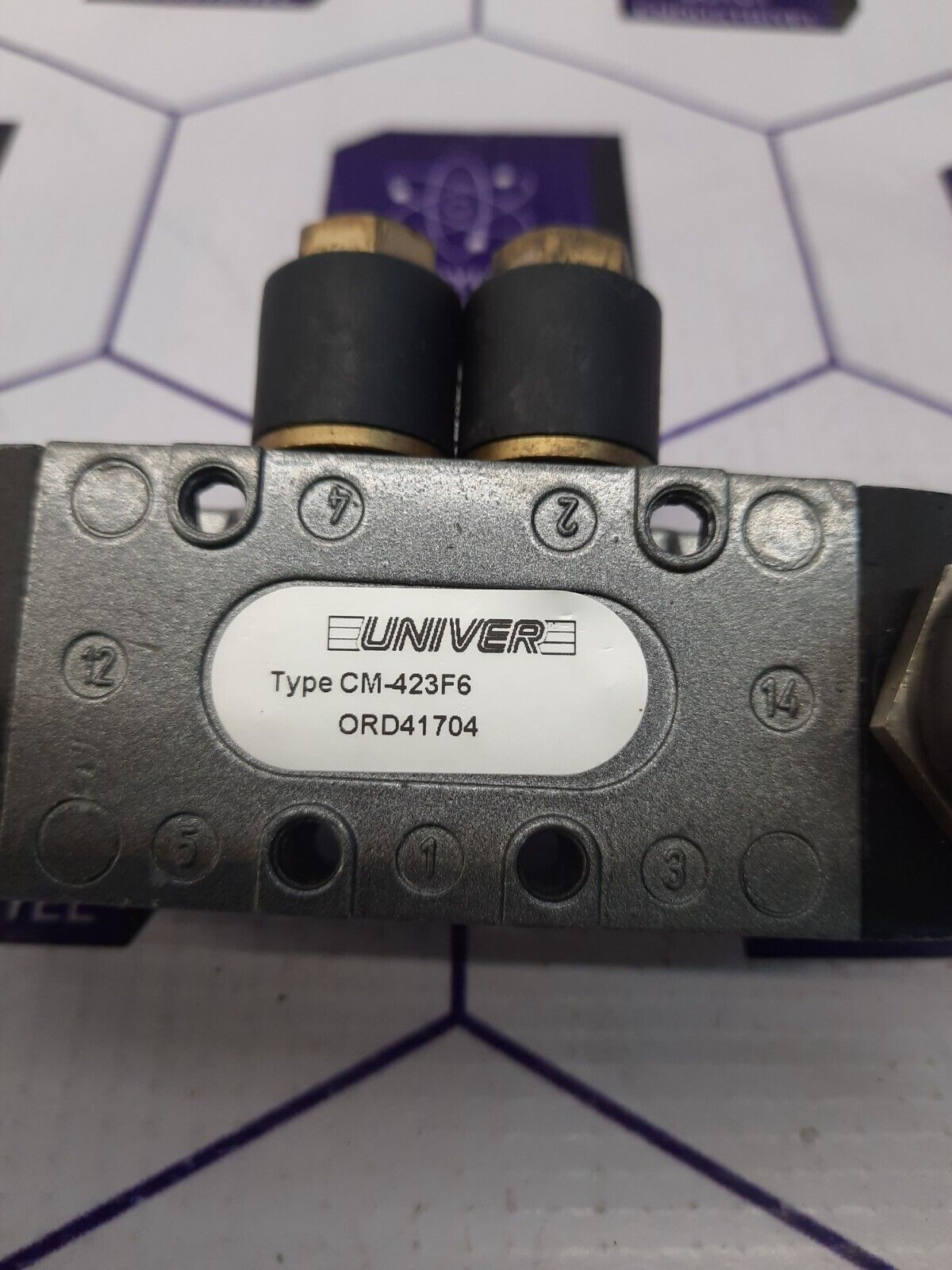 Univer CM-423F ORD41704 Lever Mechanical Spool Valve