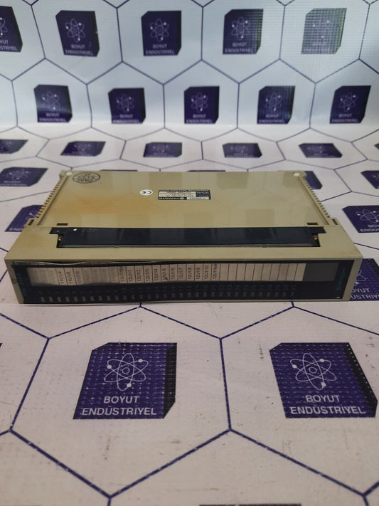 HITACHI XDC24BH 32PTS.AC,DC IN AC,DC12/24V OUTPUT MODULE