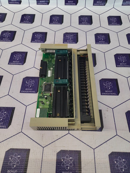 HITACHI YSR20AH 16PTS. AC OUT AC100-240V 1.7A OUTPUT MODULE