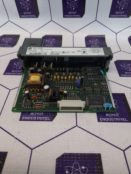 Allen-Bradley 1746-NO4I REV.A SLC 500 ANALOG OUTPUT MODULE