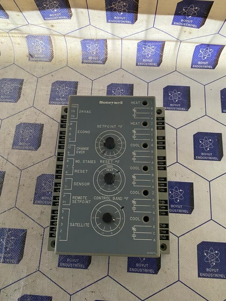 Honeywell W7100C1018 Microprocessor Controlled Discharge Air Control