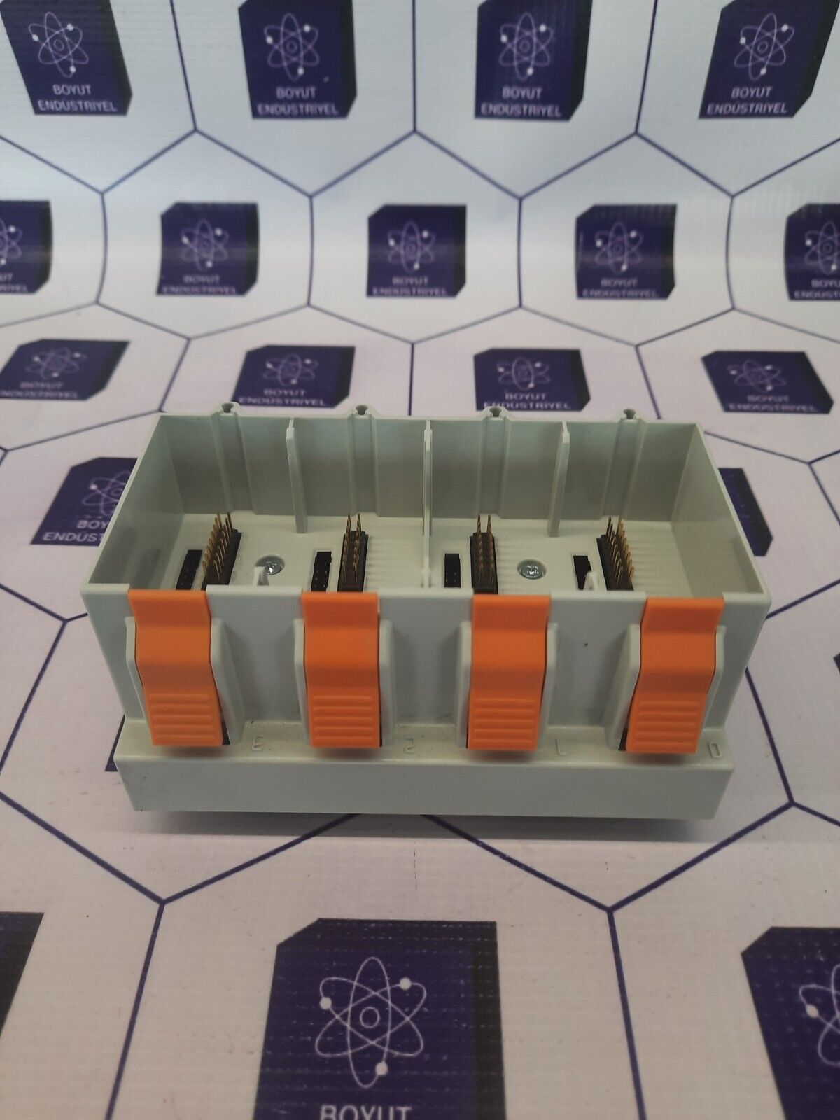 Saia Burgess PCD3.C100Z05 PLC Module Socket Holder Rack